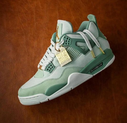 Air Jordan 4 "First Class"