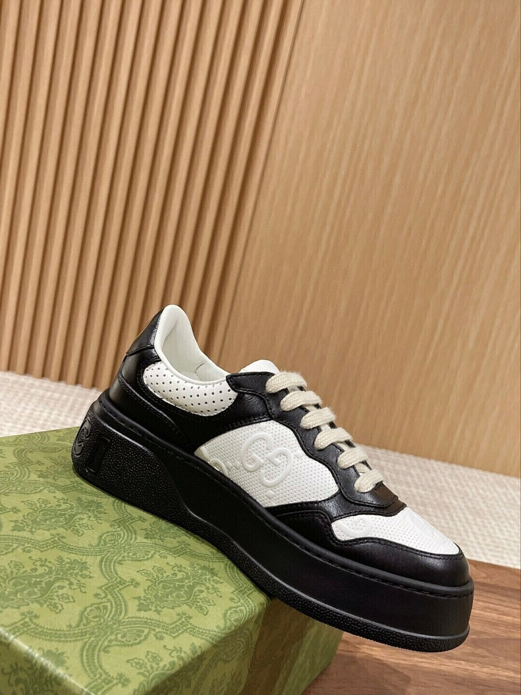 Gucci GG Sneaker Black White (Pronta entrega)