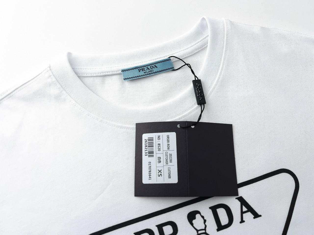 Camiseta Prada