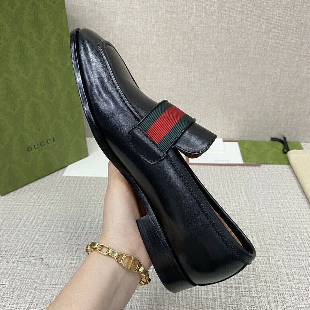 Gucci Plain Leather Loafers Black (Pronta entrega)