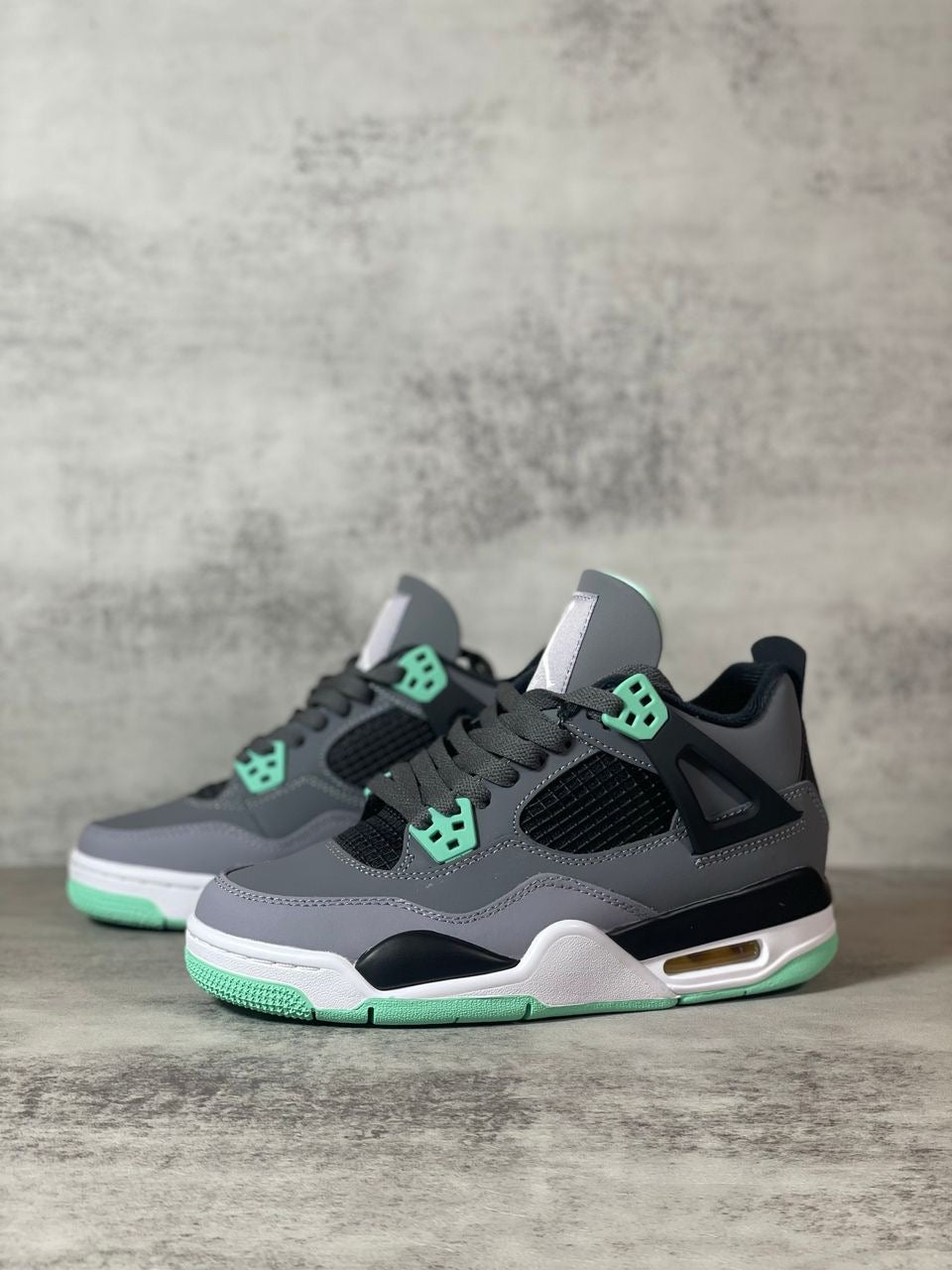 Air Jordan 4 Retro Green Glow