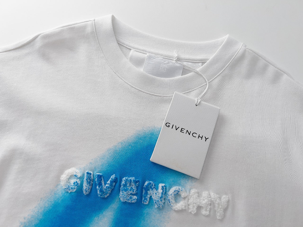 Camiseta Givenchy