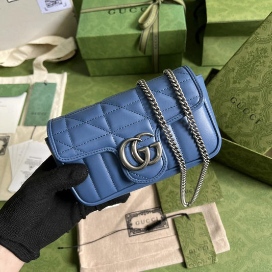 Gucci GG Marmont Super Mini Bag 476433