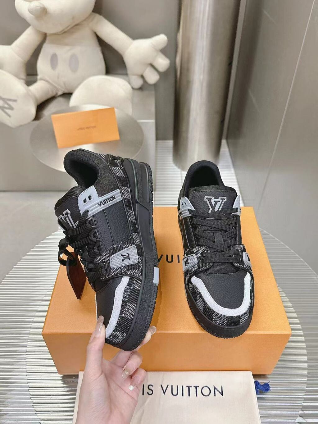 Lv Trainer Damier Black/Grey