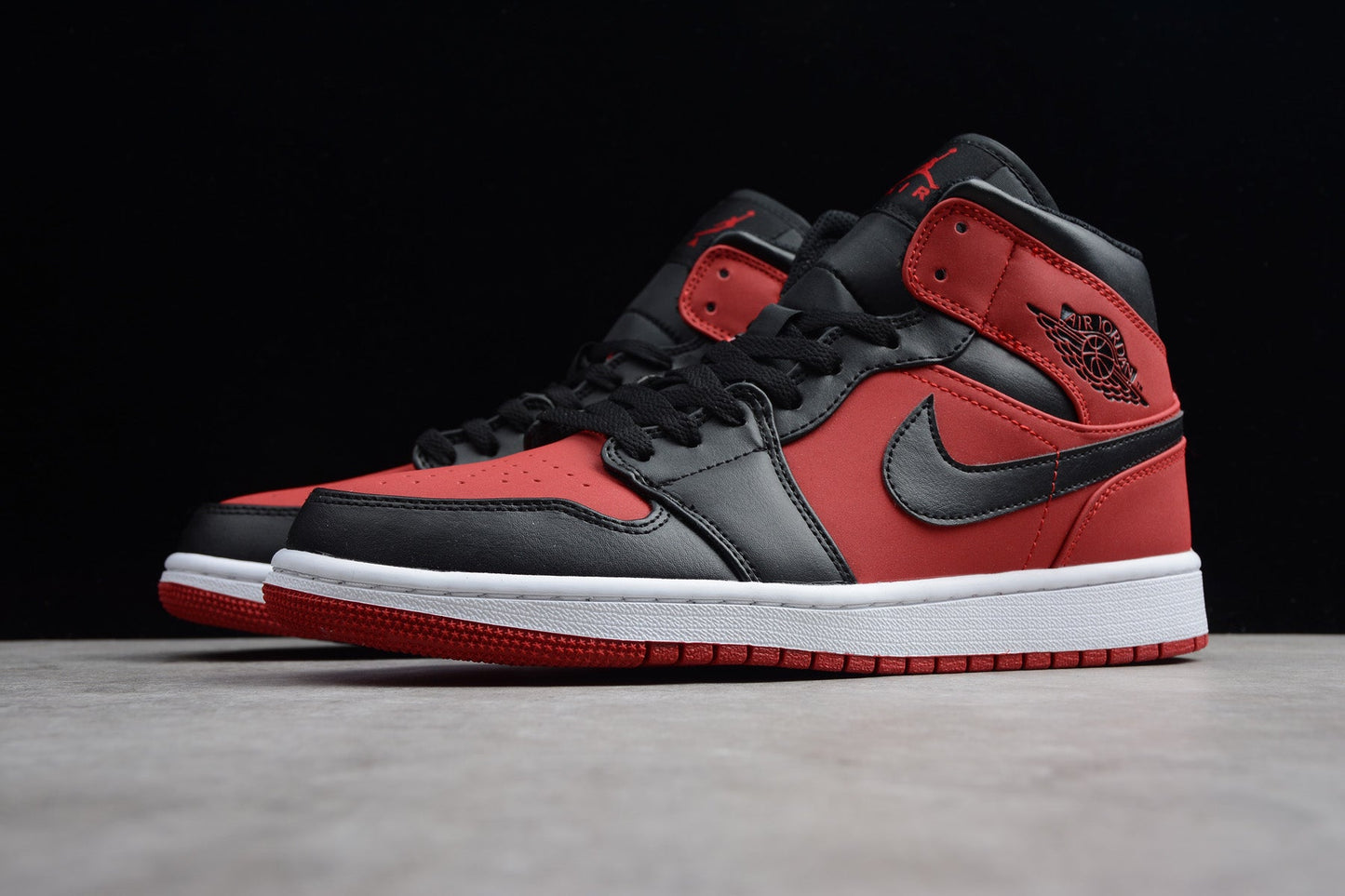 Air Jordan 1 Mid GS Reverse Bred