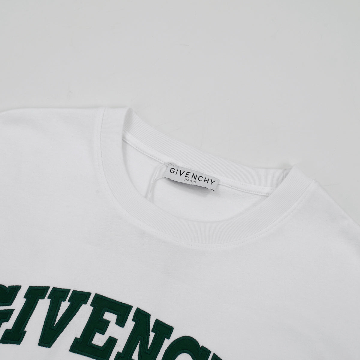 Camiseta Givenchy