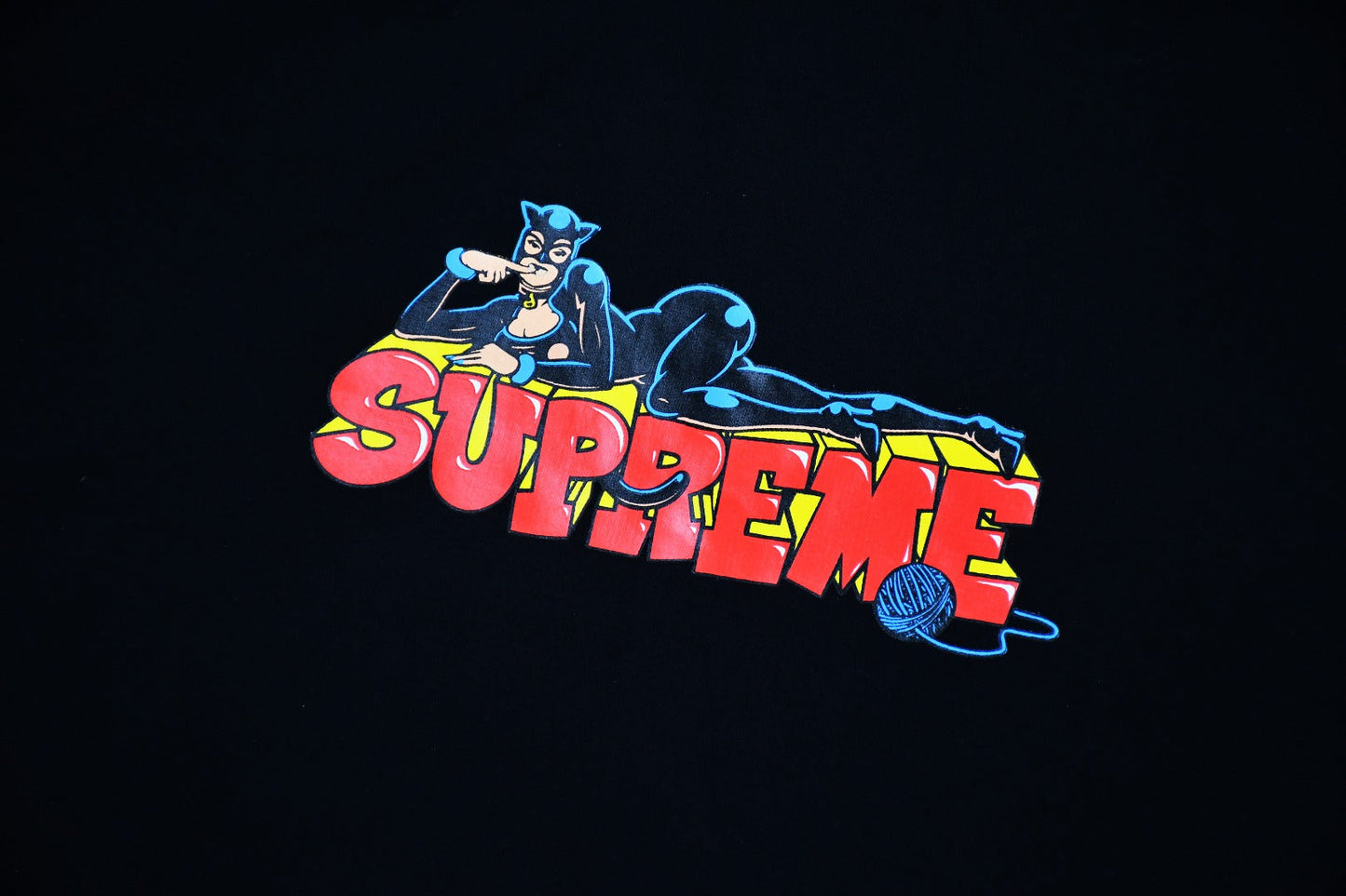 Camiseta Supreme Week Catwoman Tee