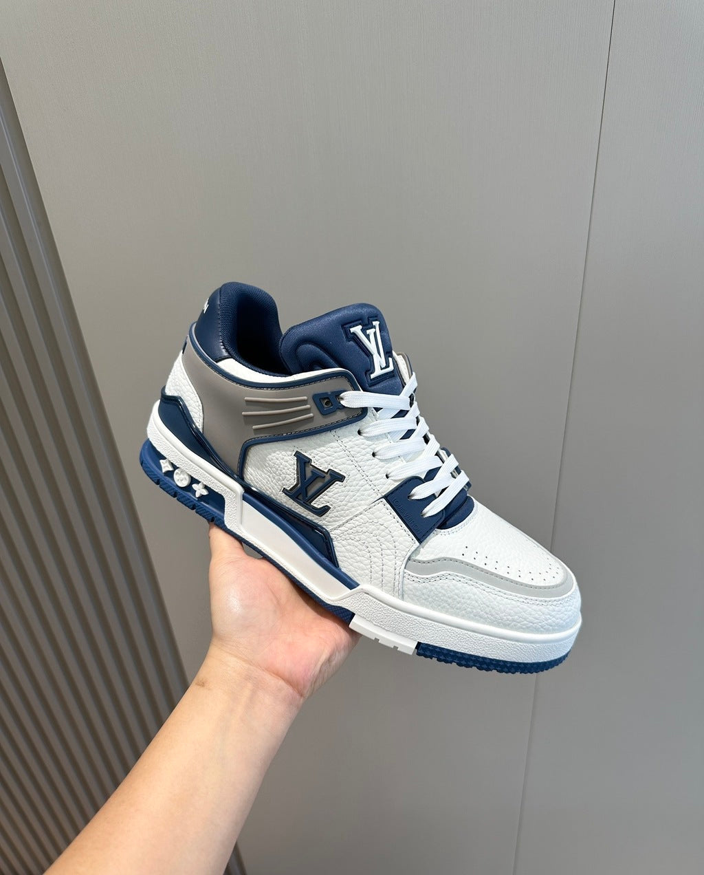 LOUIS VUITTON TRAINER WHITE/BLUE