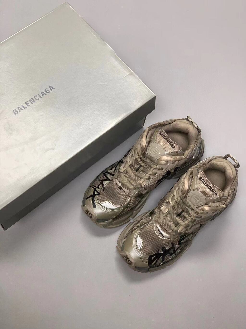 Balenciaga Runner Grafitti Sneakers (Pronta entrega)