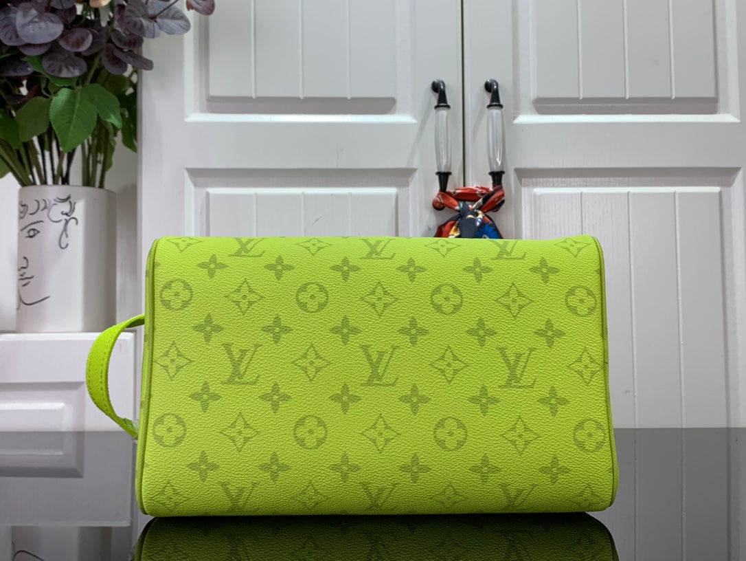 Lv Necessaire  Dopp Kit Neon Yellow