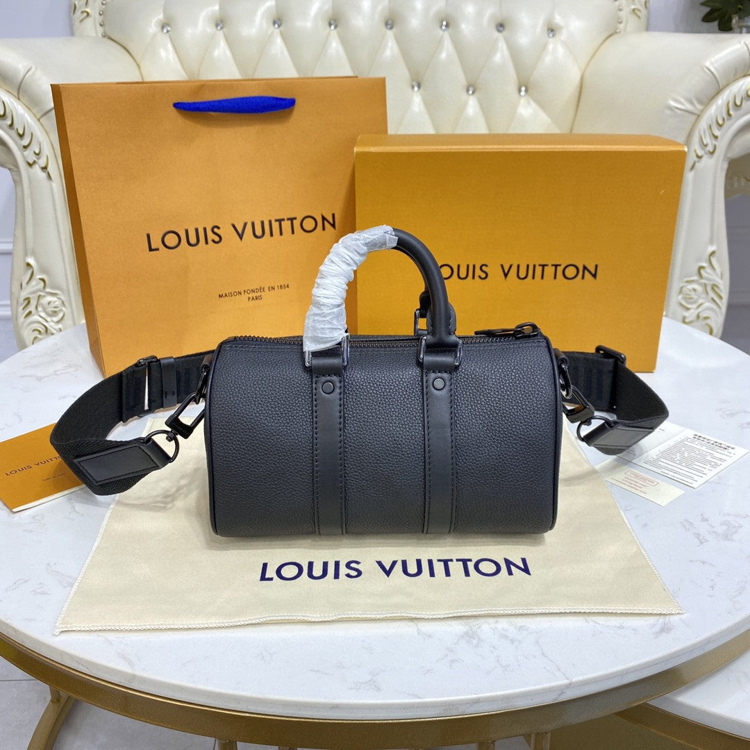 Lv Keepall XS Black