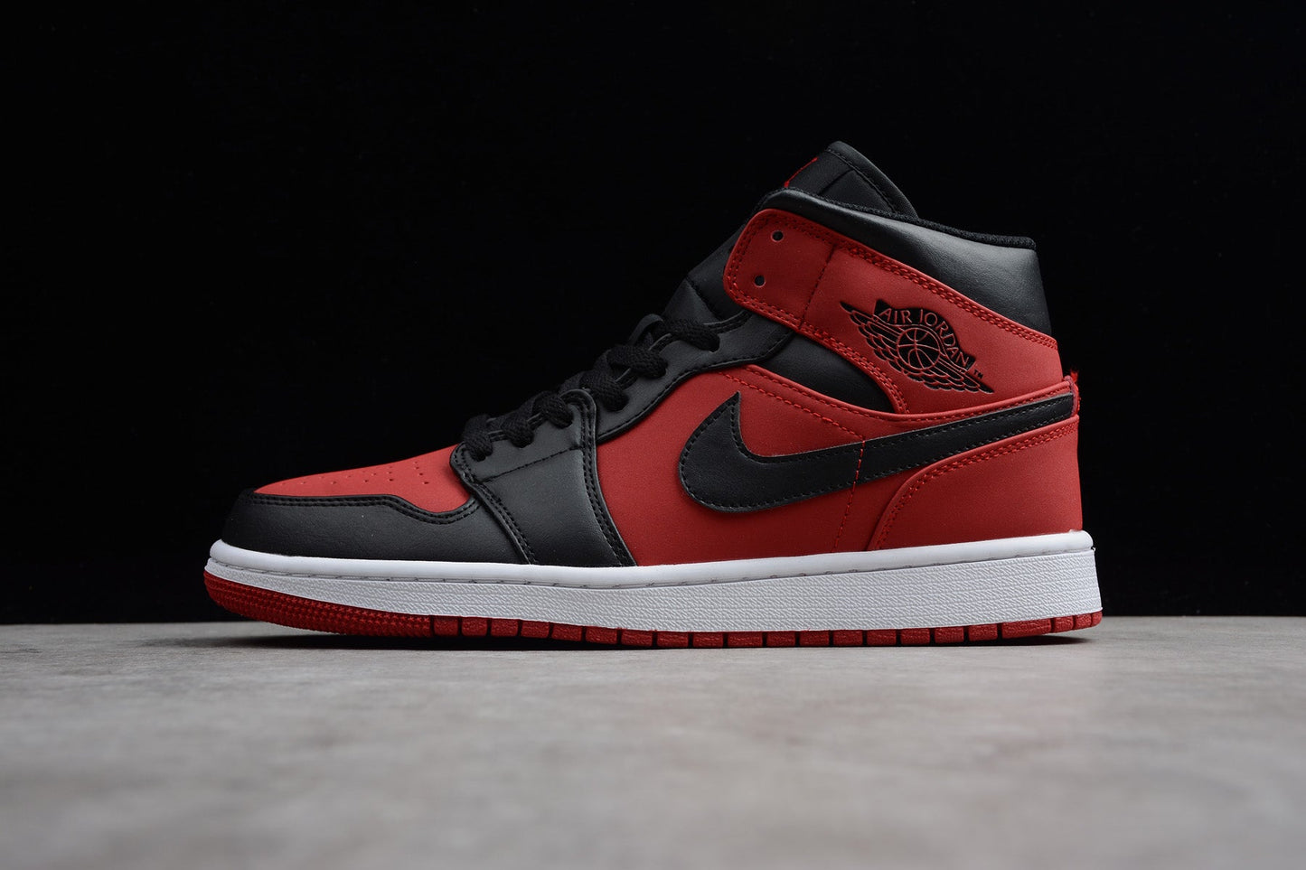 Air Jordan 1 Mid GS Reverse Bred