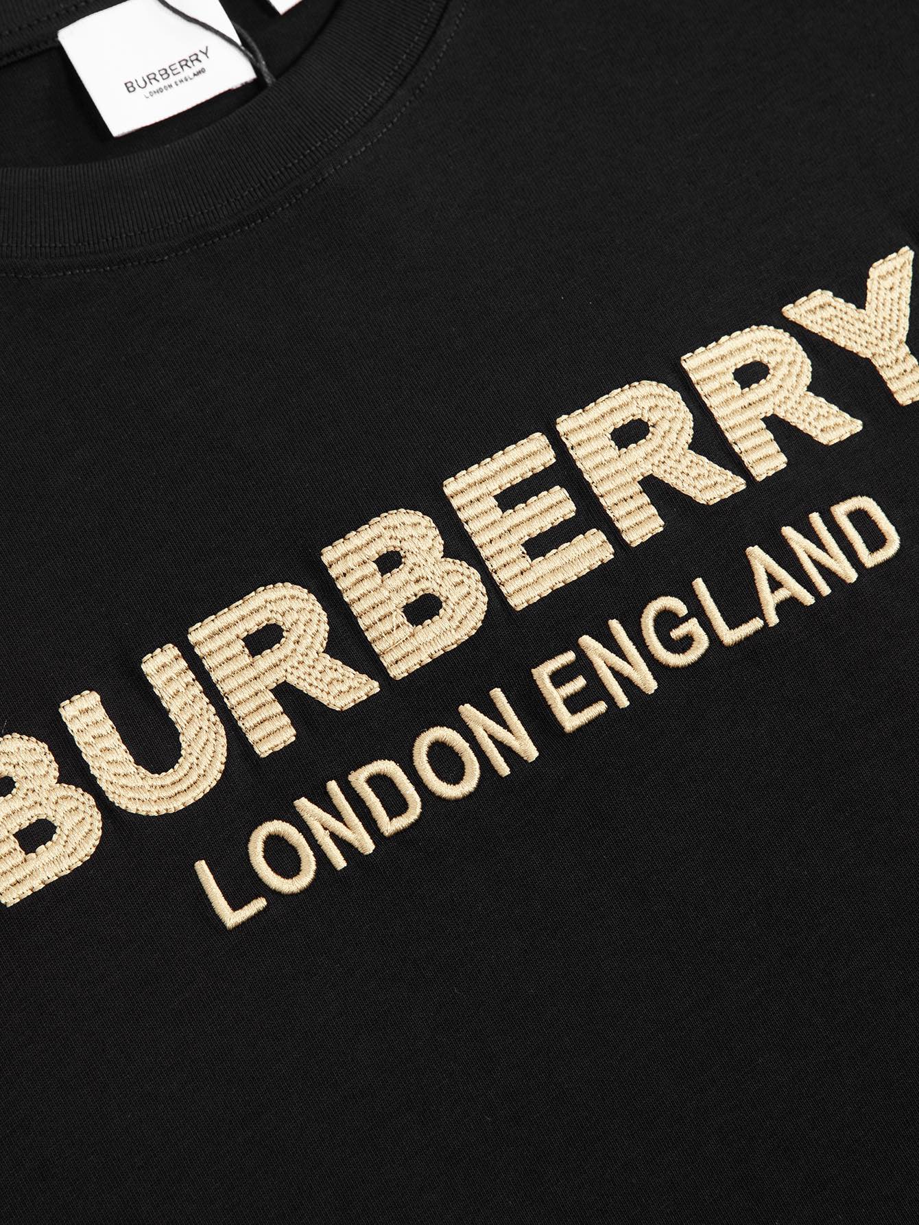 Camiseta Burberry