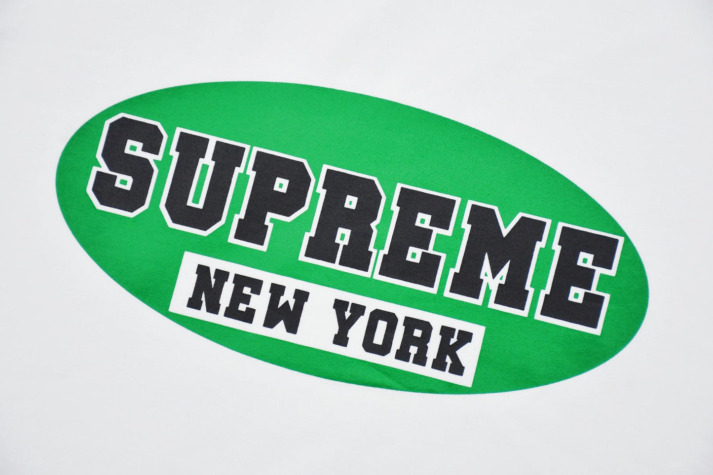 Camiseta Supreme NewYork