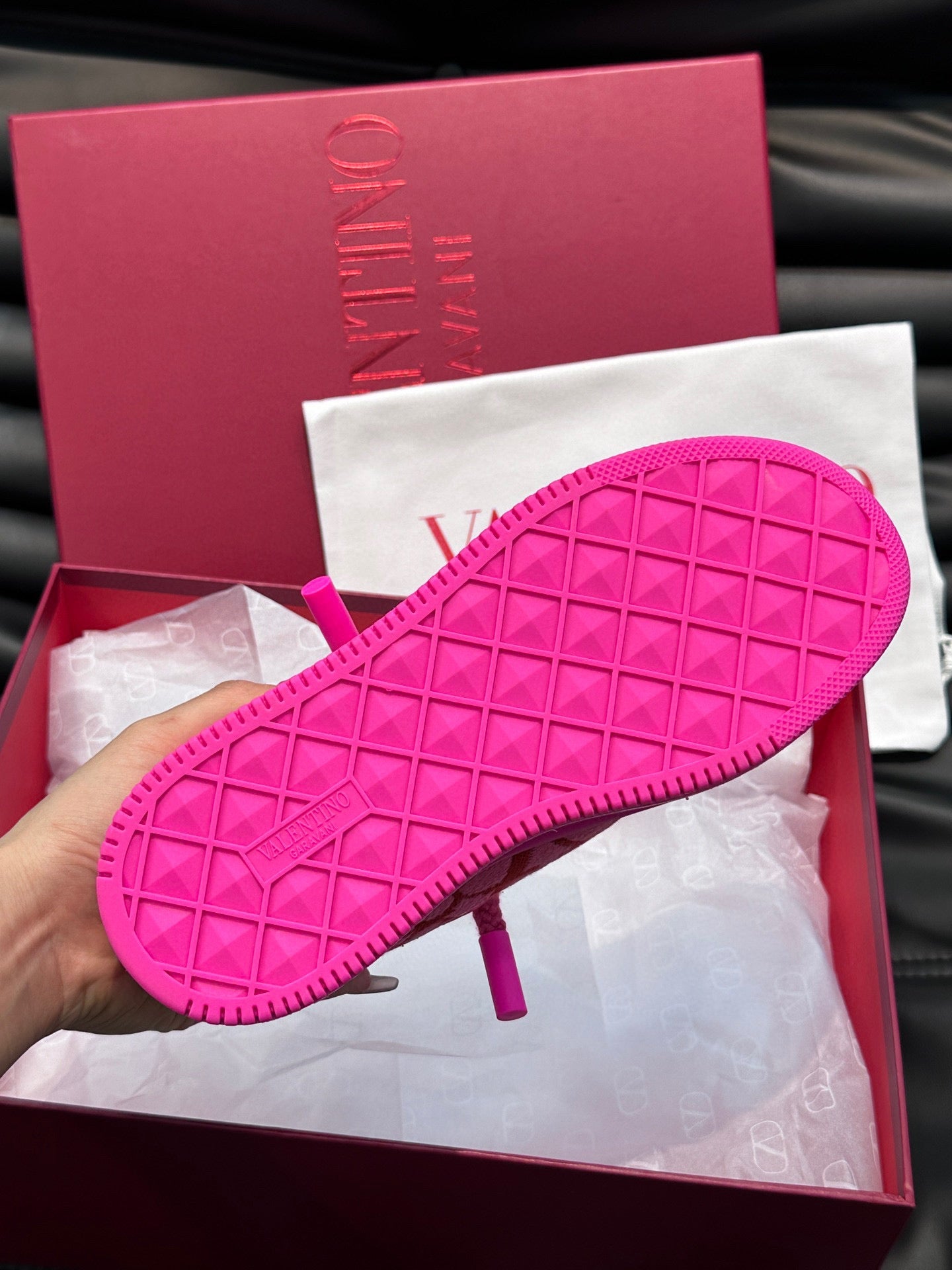 Valentino One Stud XL PINK