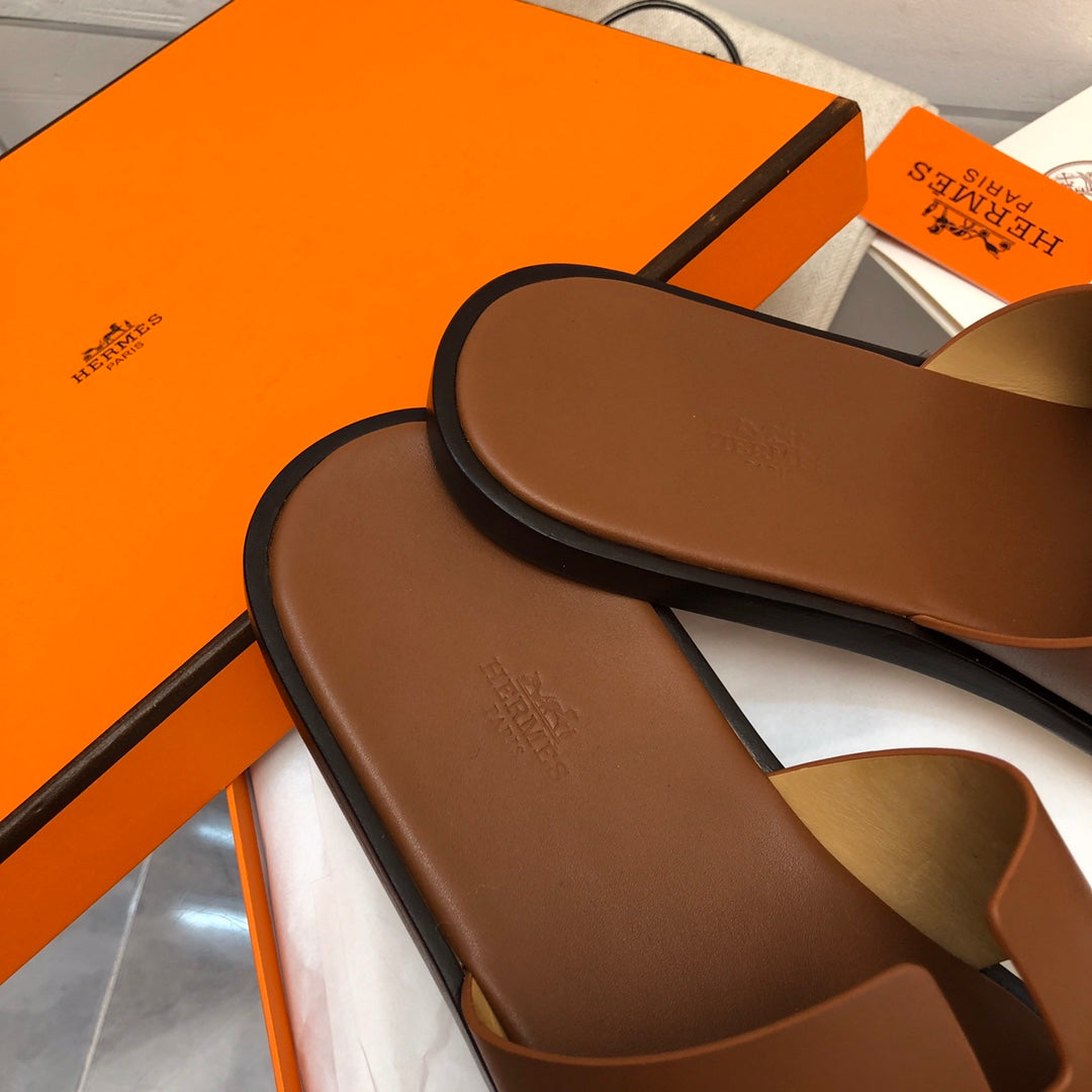 Hermes Izmir Sandal Gold Smooth Calfskin Leather (Pronta entrega)