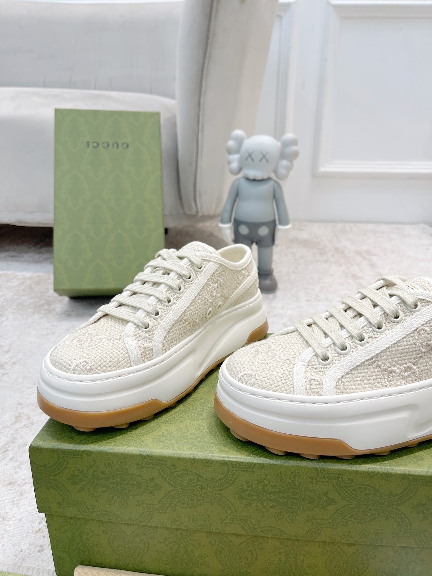 Gucci And Ebony GG Canvas Cream