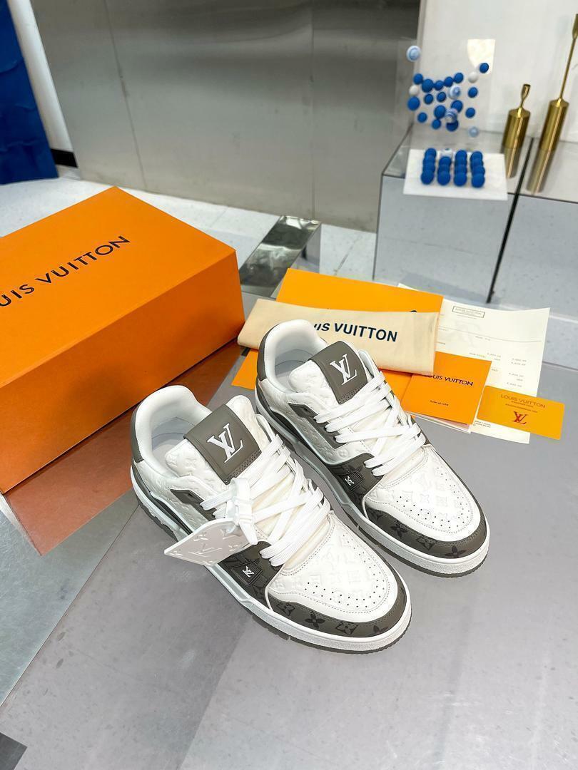 LV Trainer #54 Grey