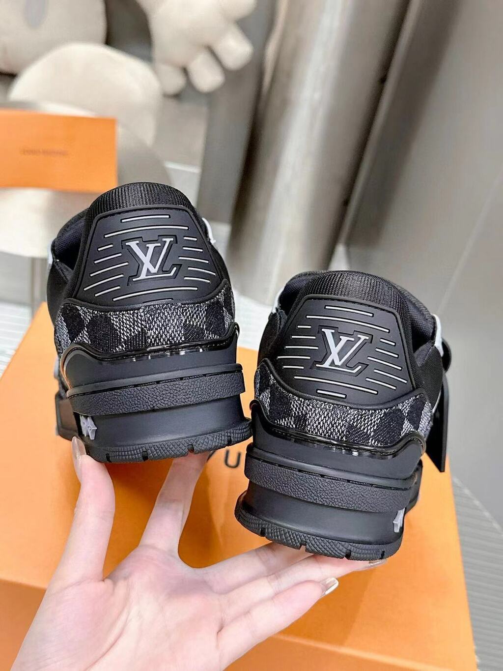 Lv Trainer Damier Black/Grey