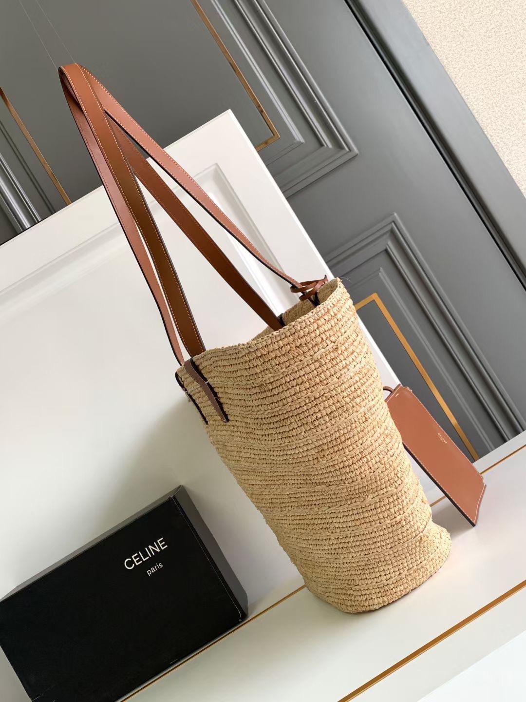 Bolsa CELINE Medium supple panier in raffia and calfskin