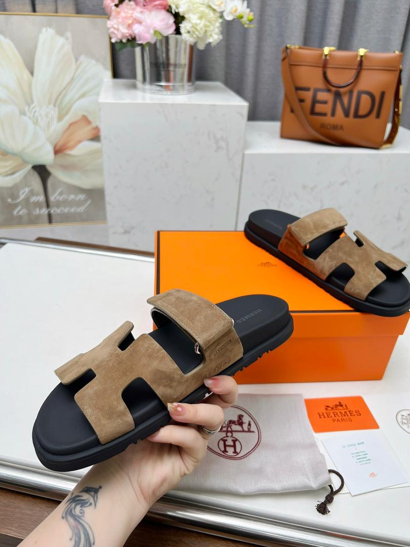 Hermes Chypre Sandal Beige Calfskin Leather