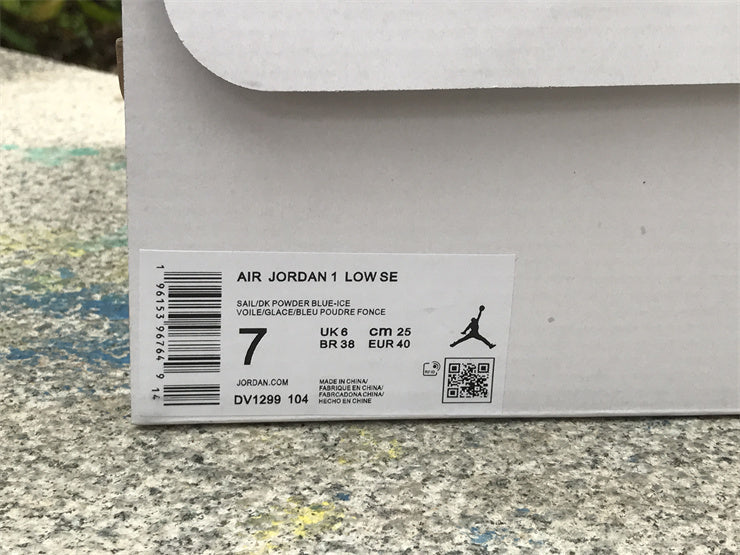 AIR JORDAN 1 LOW SE REVERSE ICE BLUE