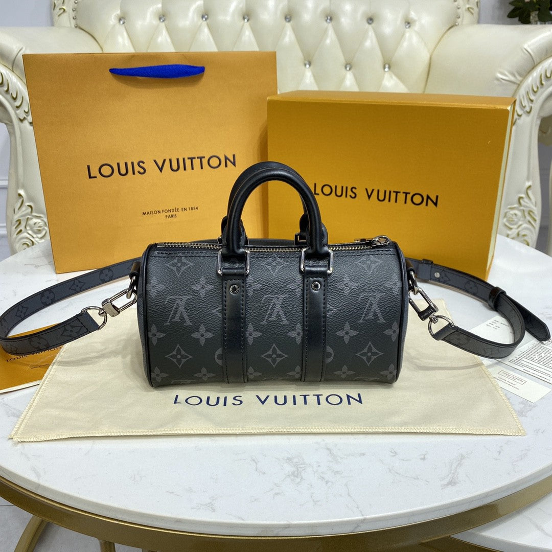 Lv Keepall XS Black