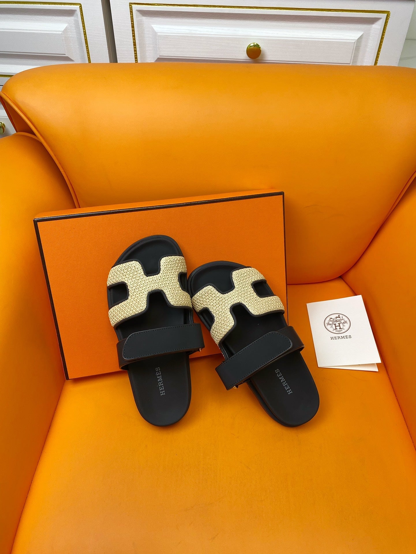 Hermes Chypre Sandal Black