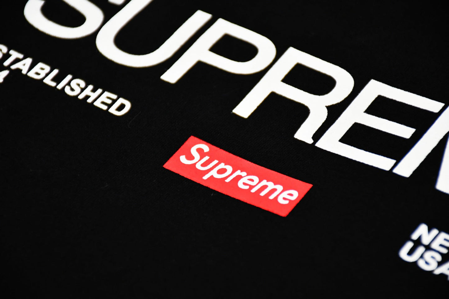 Camiseta Supreme EST 1994