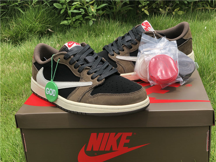 Jordan 1 Retro Low OG SP Travis Scott Dark Mocha CQ4277-001