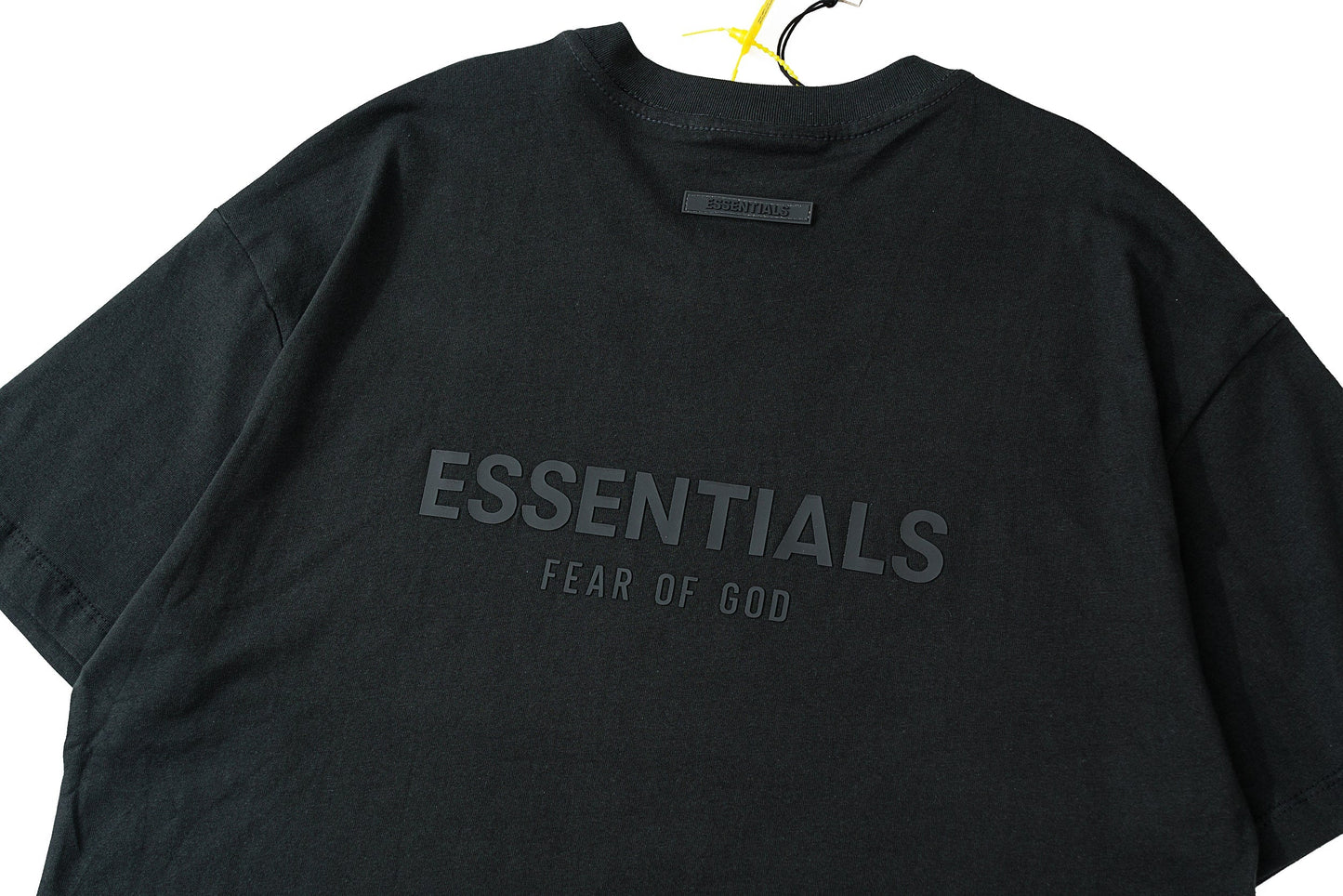 Camiseta Fear Of God Essentials