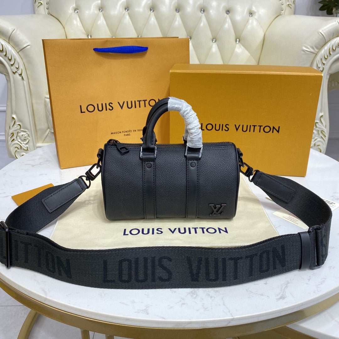 Lv Keepall XS Black