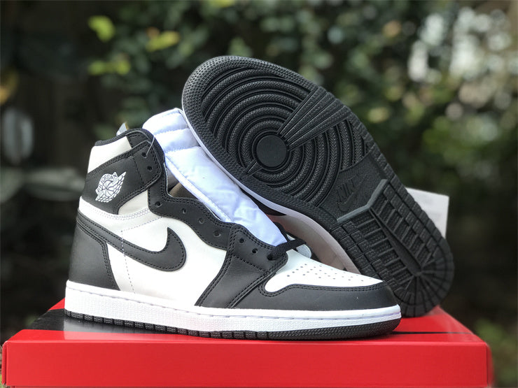 Jordan 1 Retro High '85 Black White