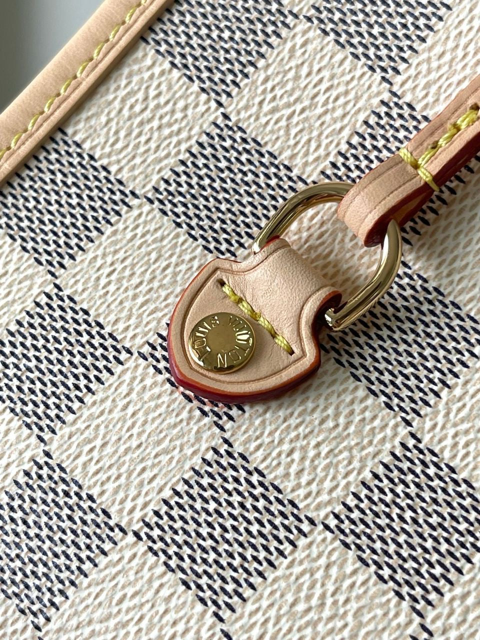 Neverfull Damier Azur PM Beige Lining