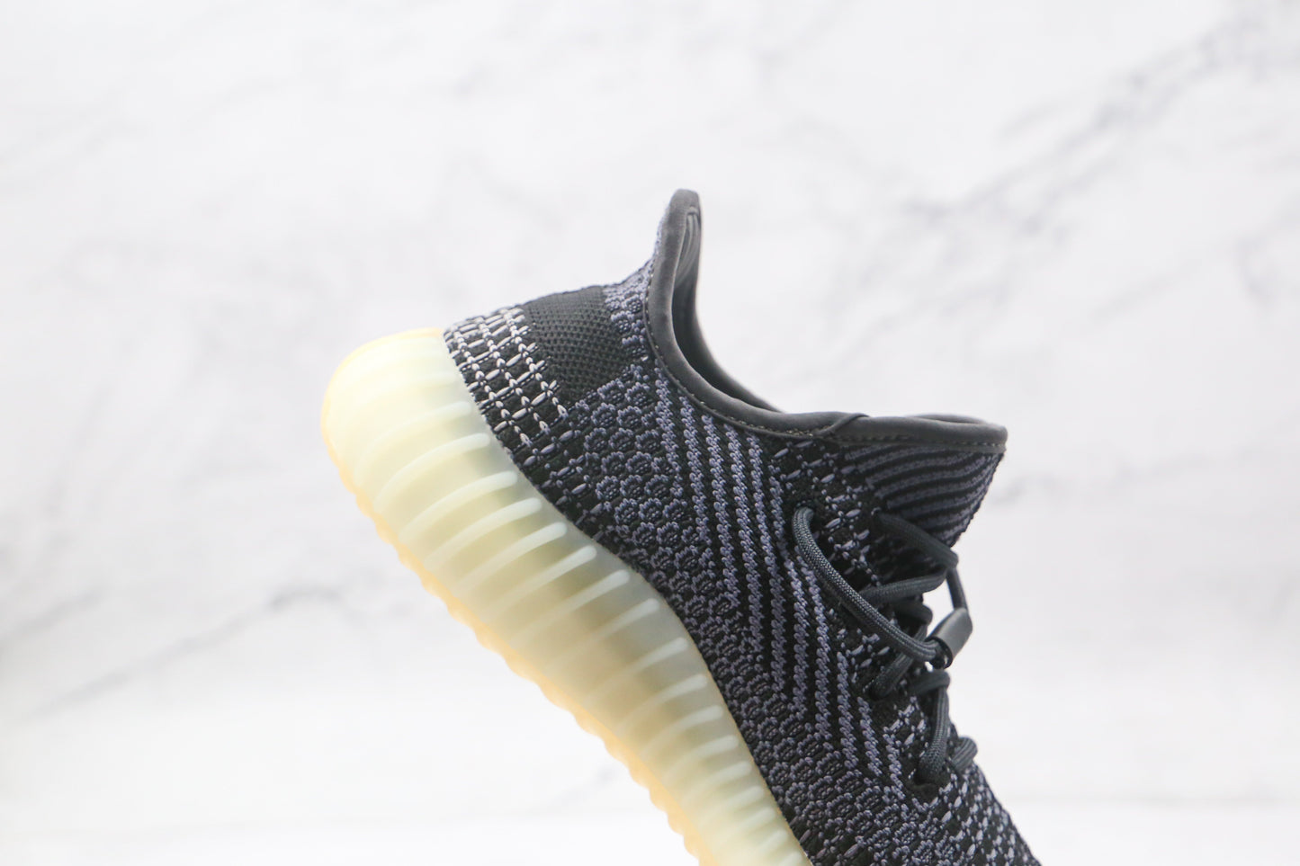 Adidas Yeezy Boost 350 V2 Carbon