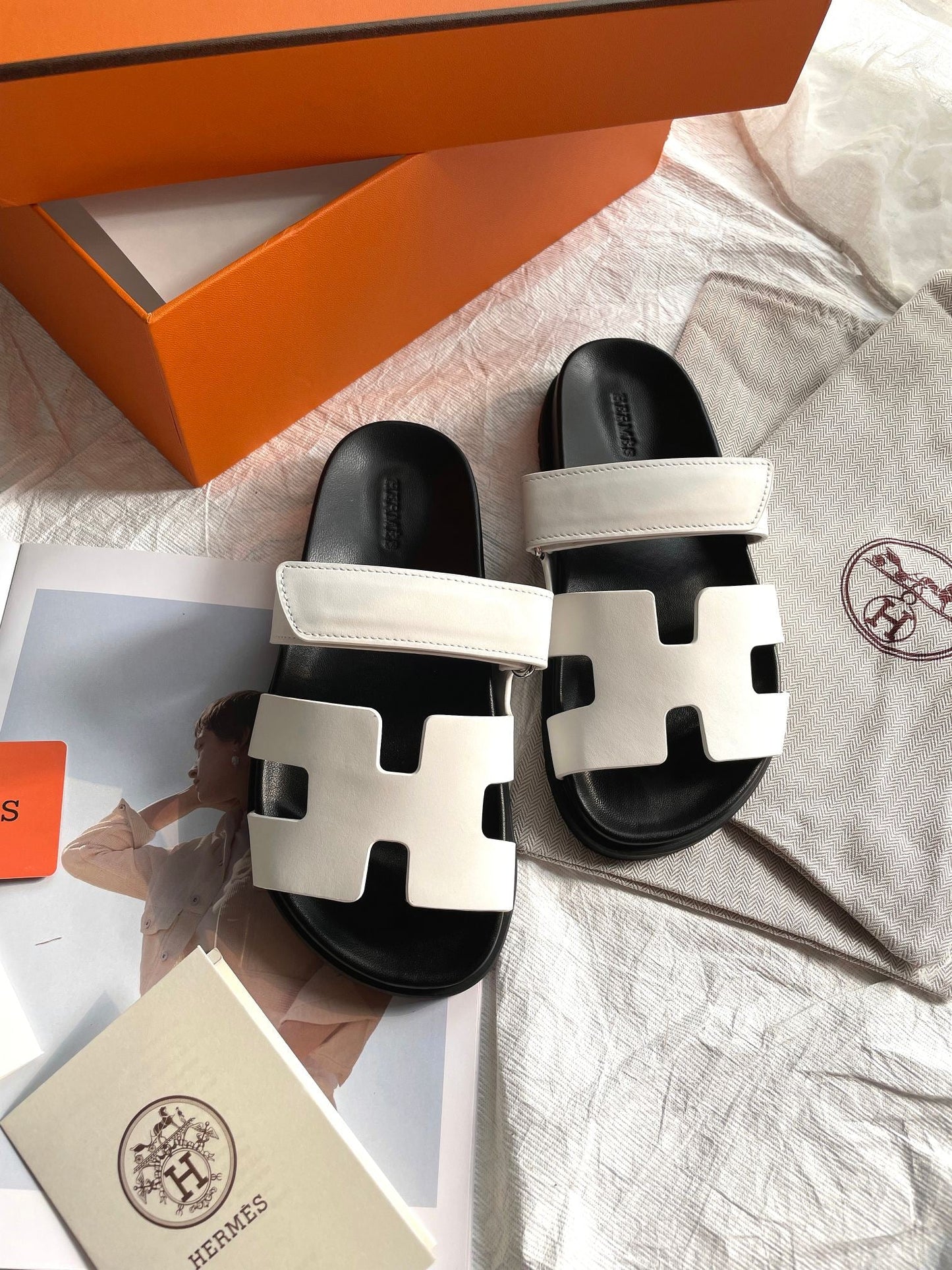 Hermes Chypre Sandal Blanc Epsom Leather (Pronta entrega)