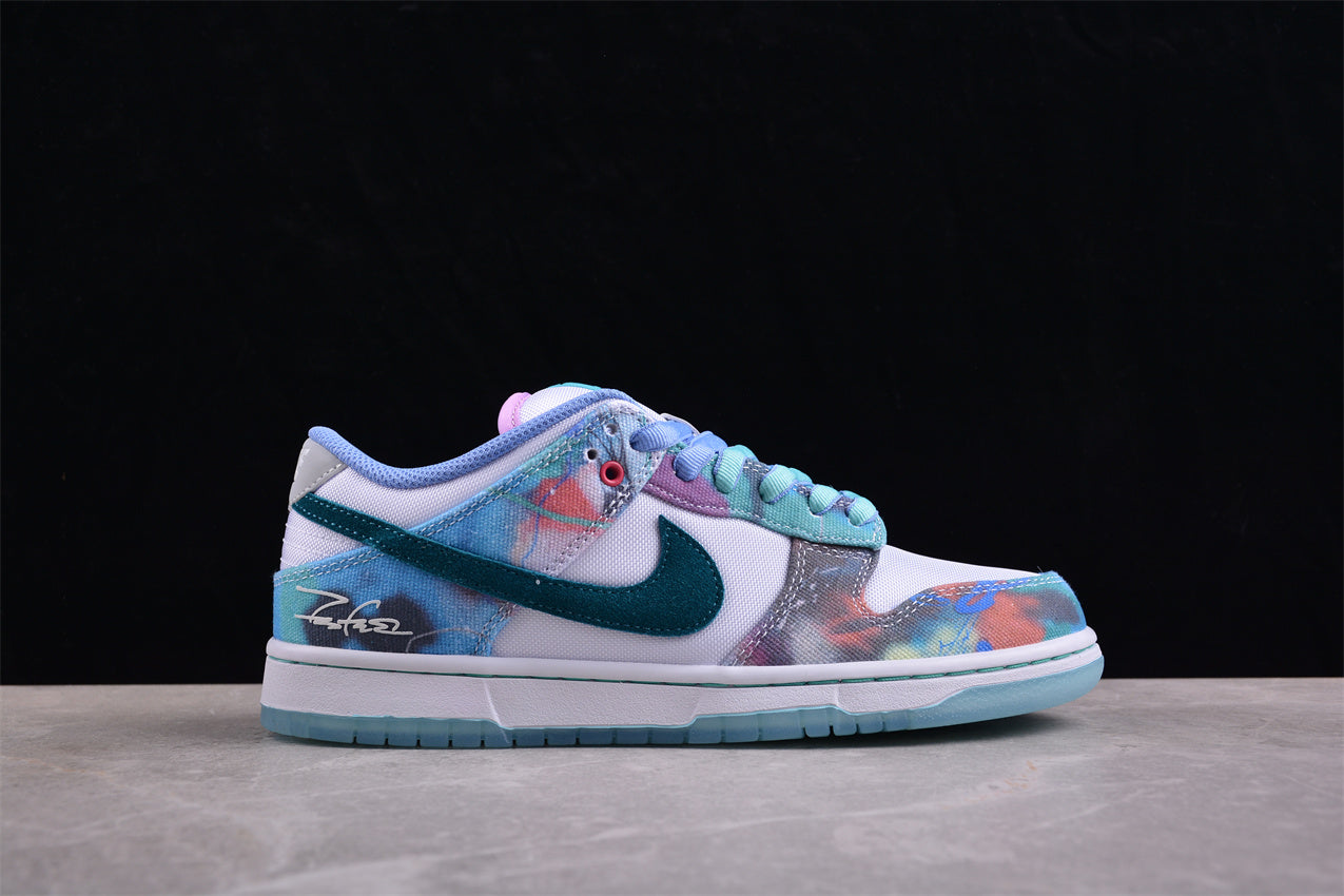 Nike SB Dunk Low Futura Laboratories Bleached Aqua