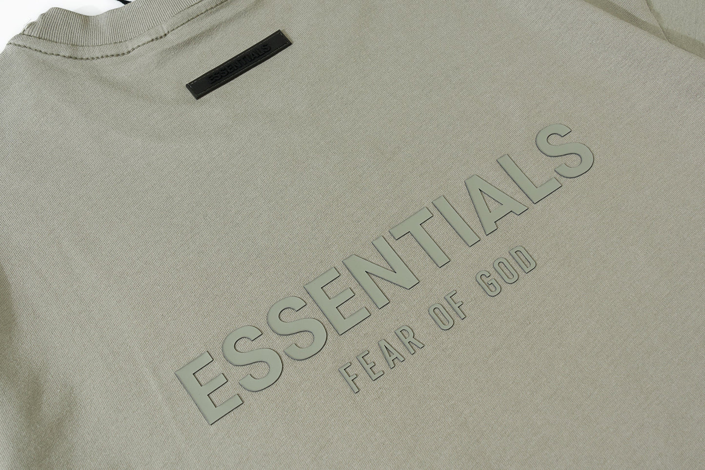 Camiseta Fear Of God Essentials