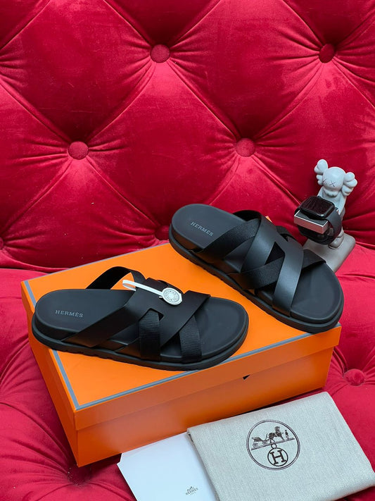 Izmir sandal Hermès Saudi Arabia