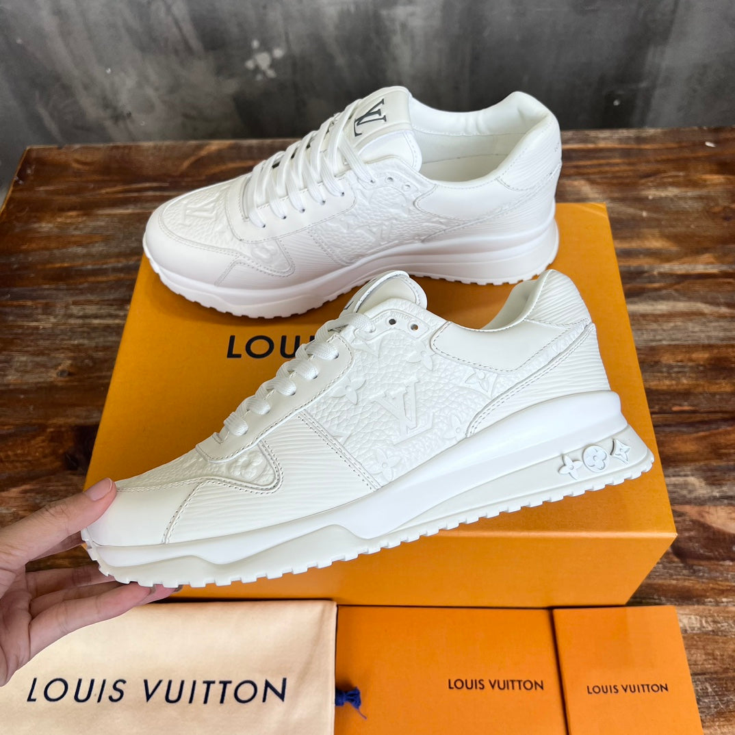 LOUIS VUITTON  Run Away White