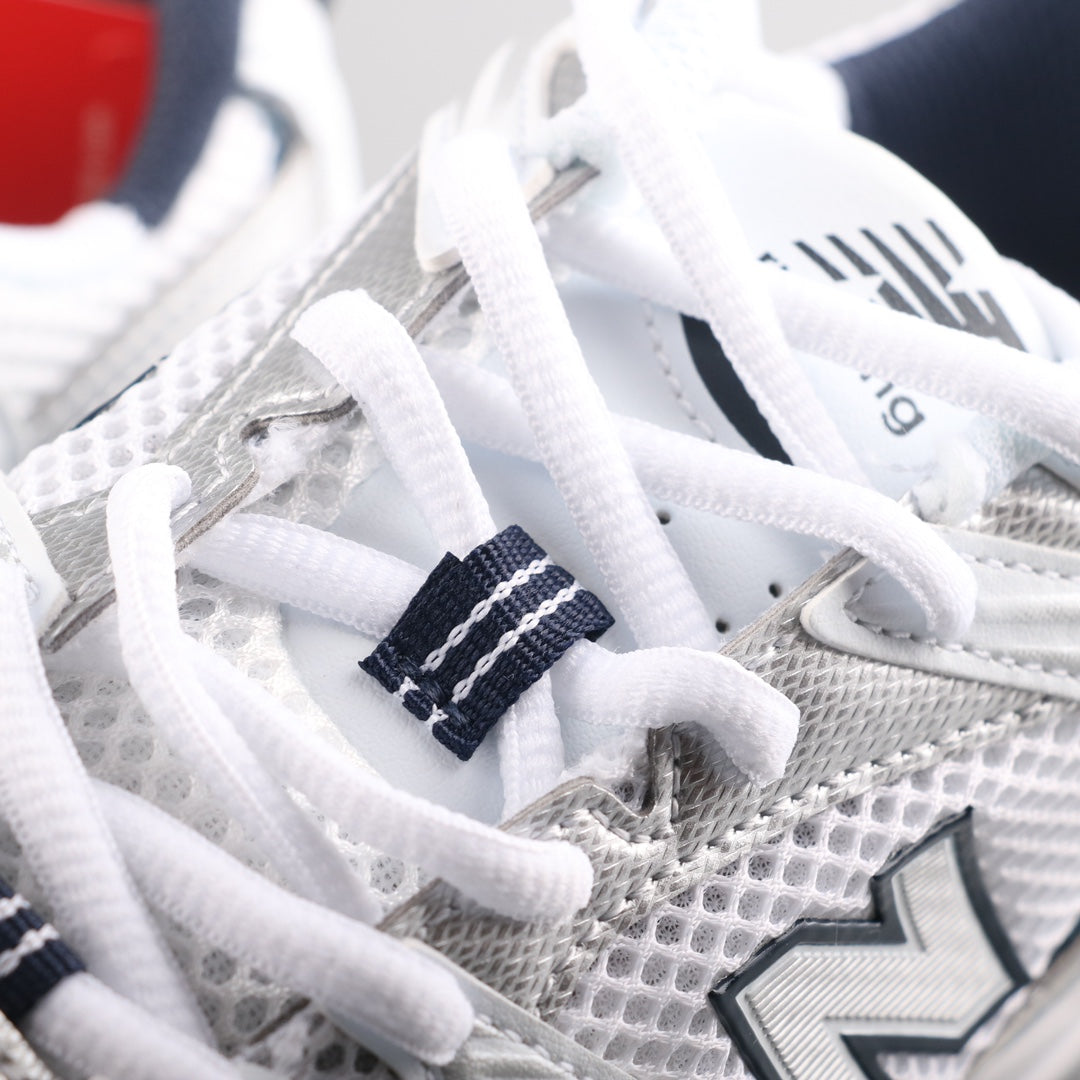 New Balance 530 White Silver Navy