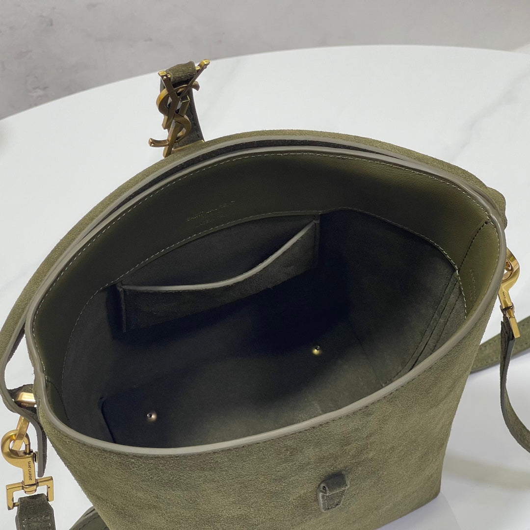 Bolsa Saint Laurent Le 37 Suede Green