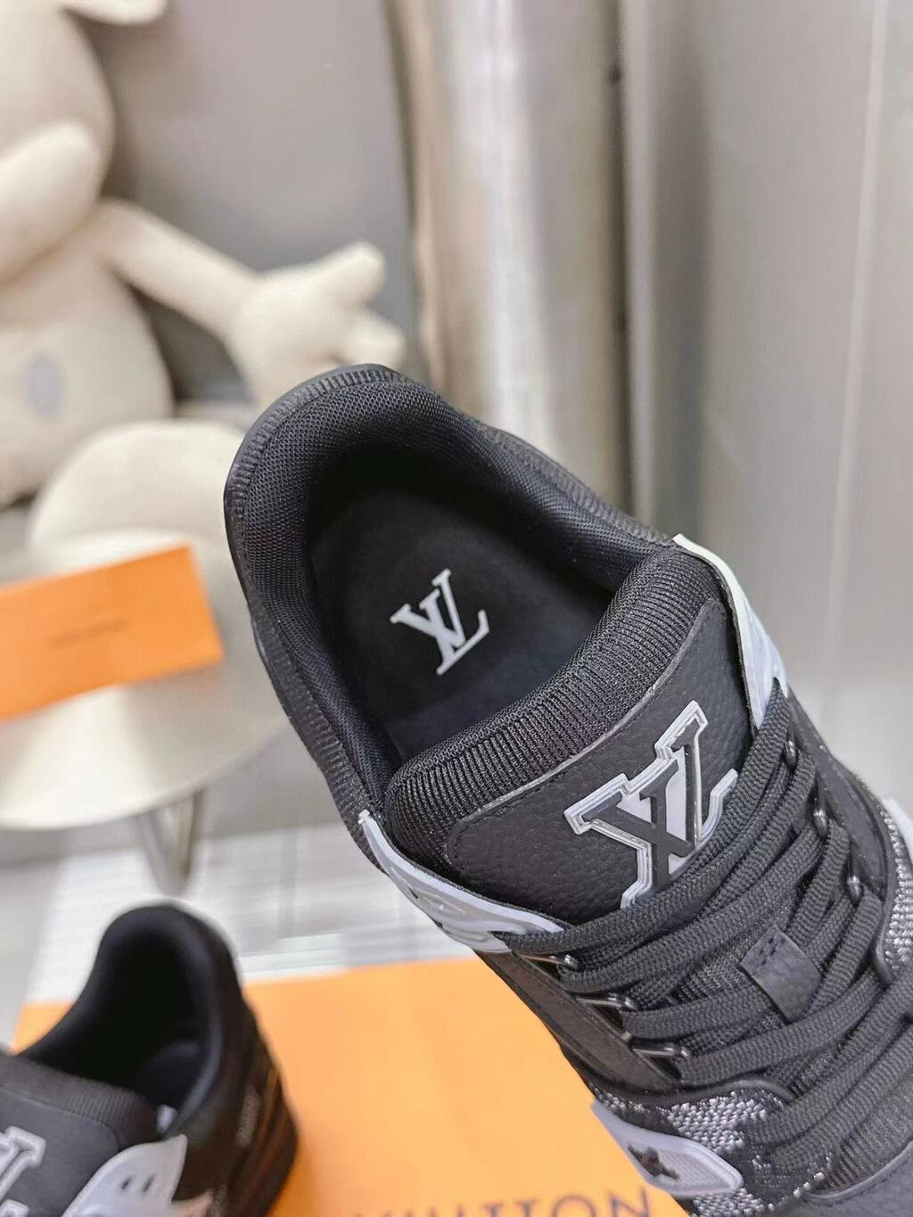 Lv Trainer Damier Black/Grey