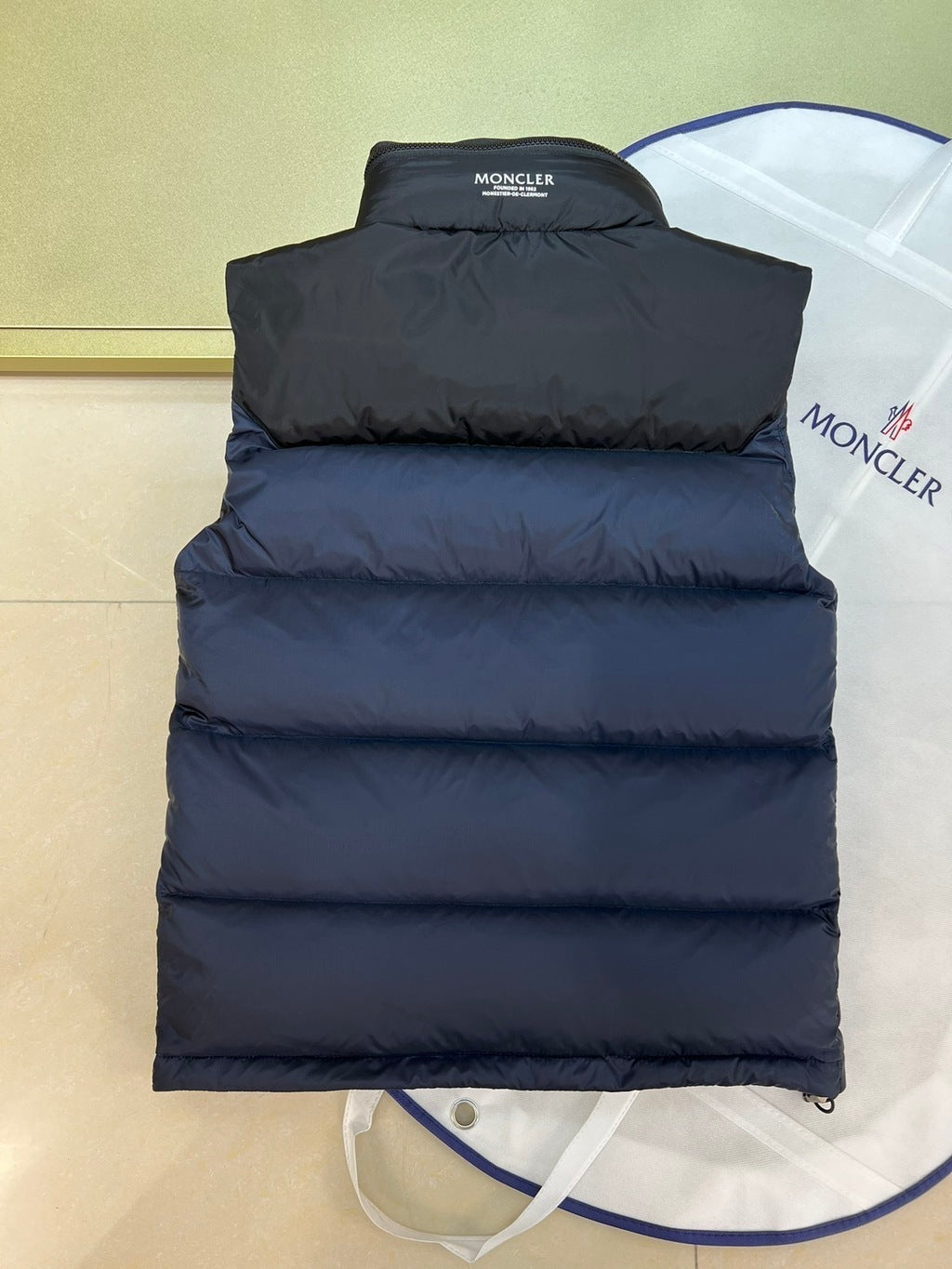 Moncler Ophrys Down Vest