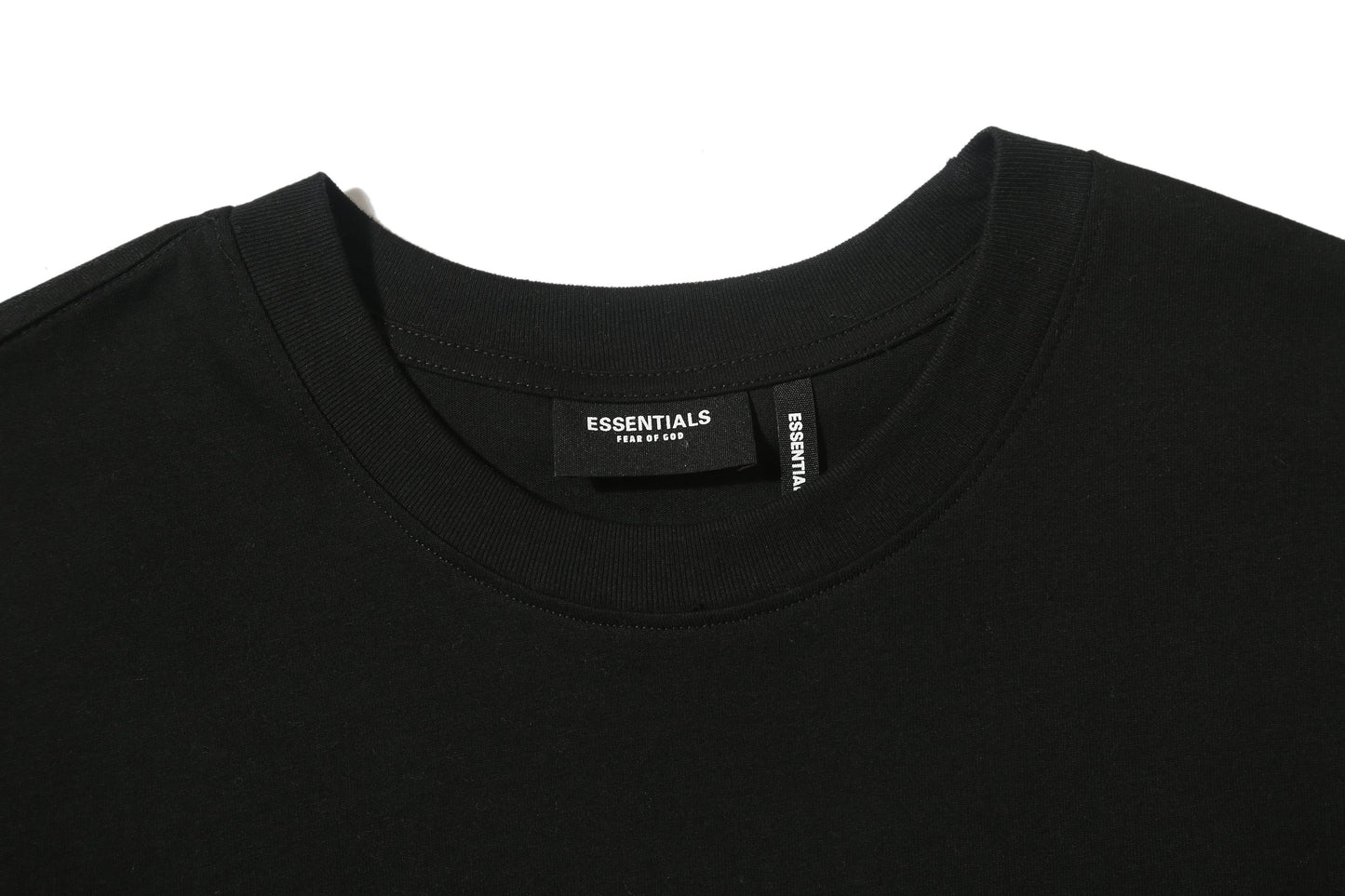 Camiseta Fear Of God Essentials