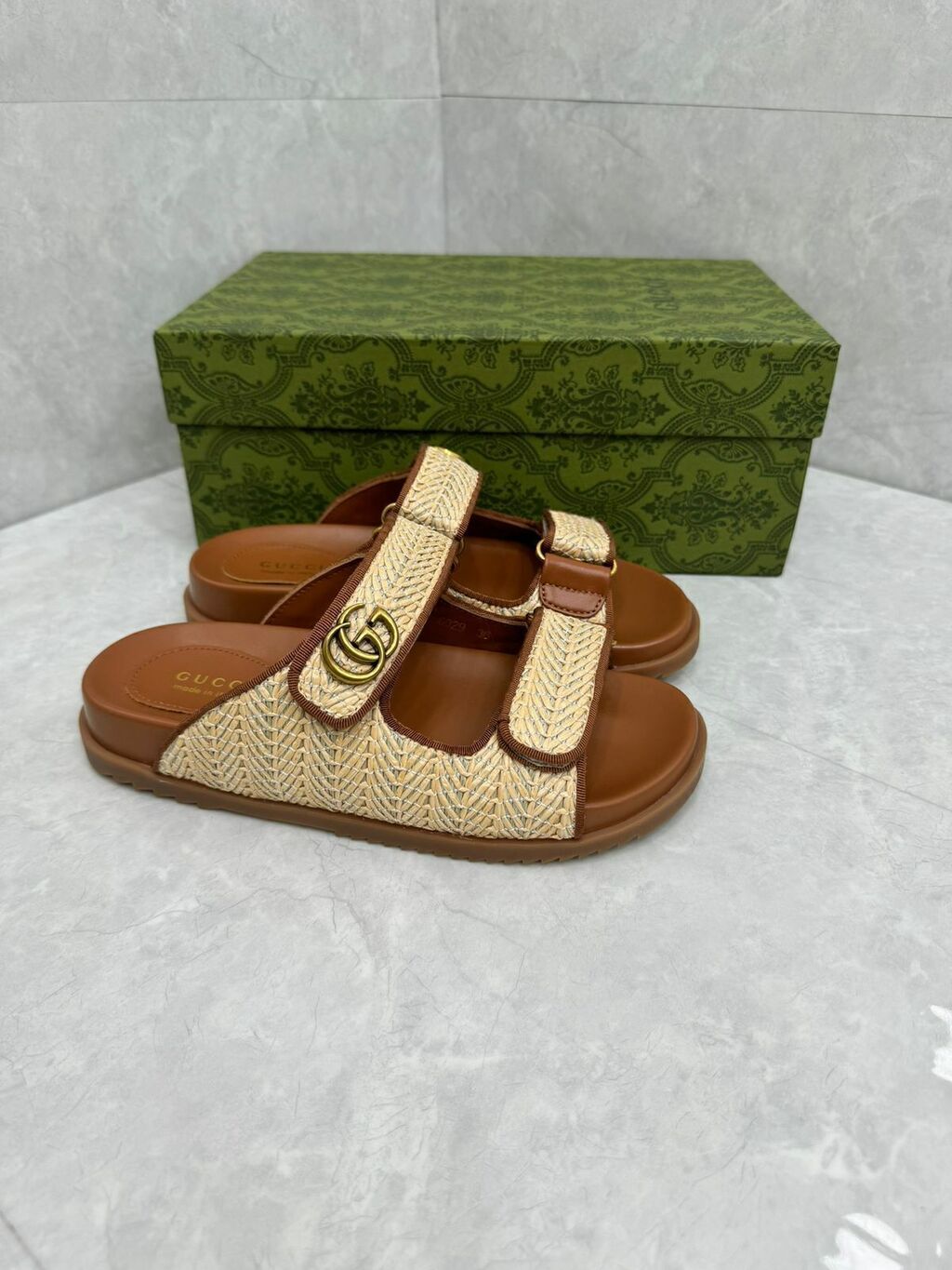 WOMEN'S SANDAL WITH DOUBLE G