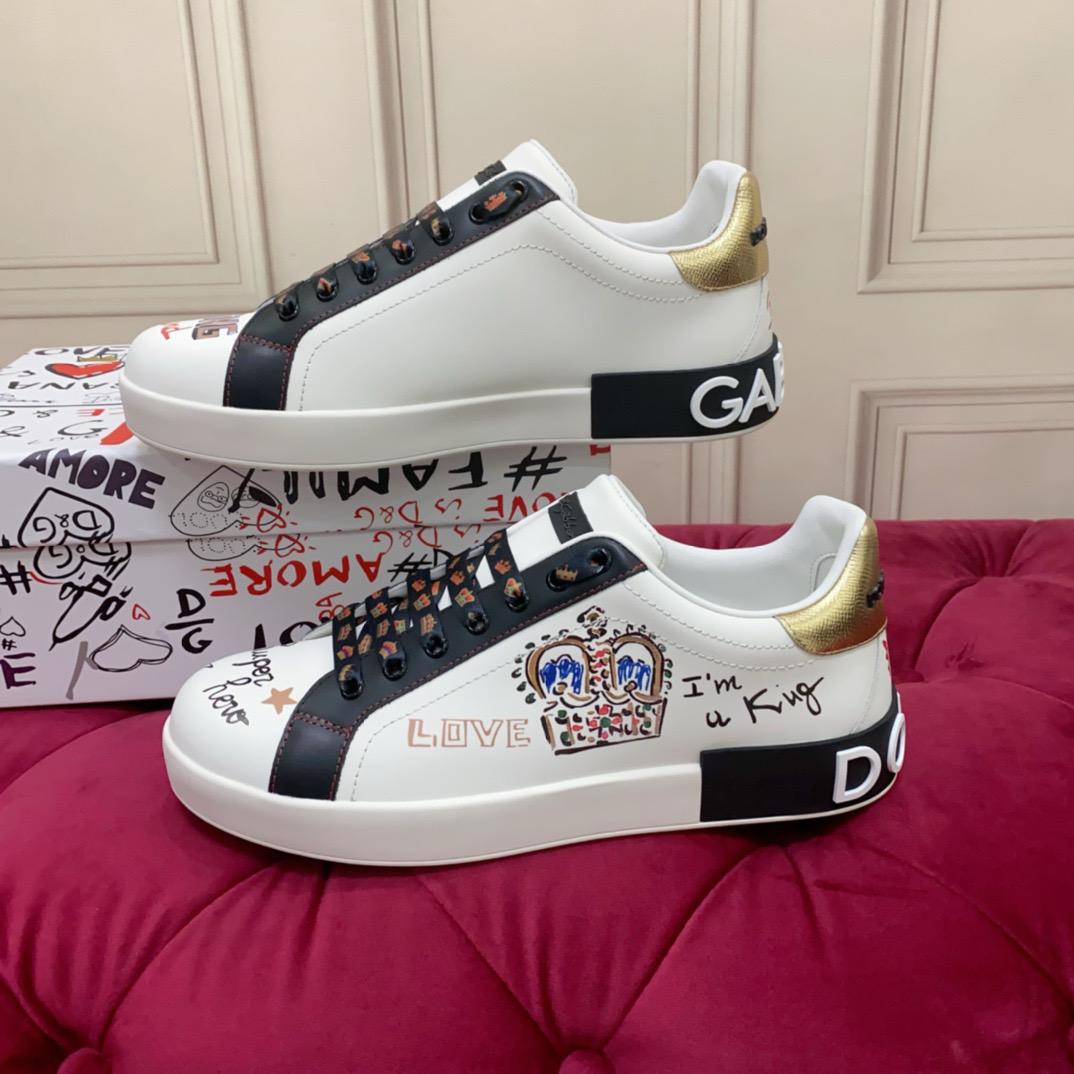 Dolce & Gabbana Portofino Graffiti-Print Sneakers In Black