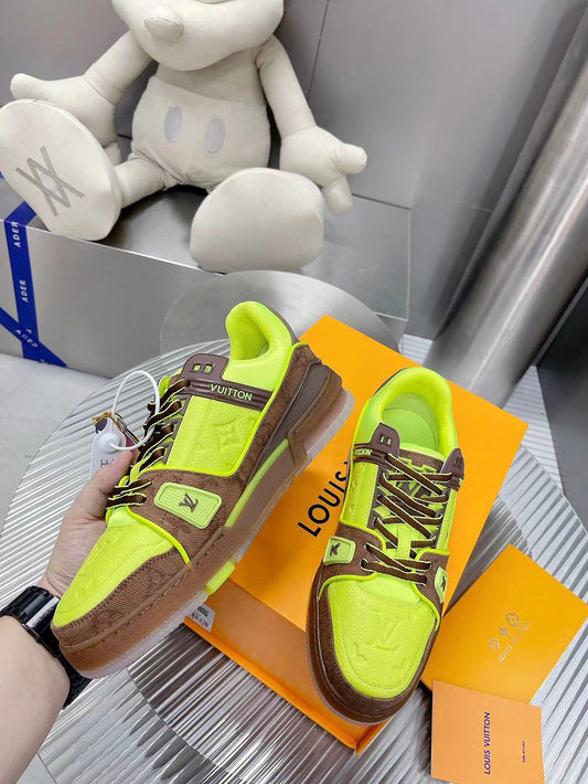 Lv Trainer Yellow Brown