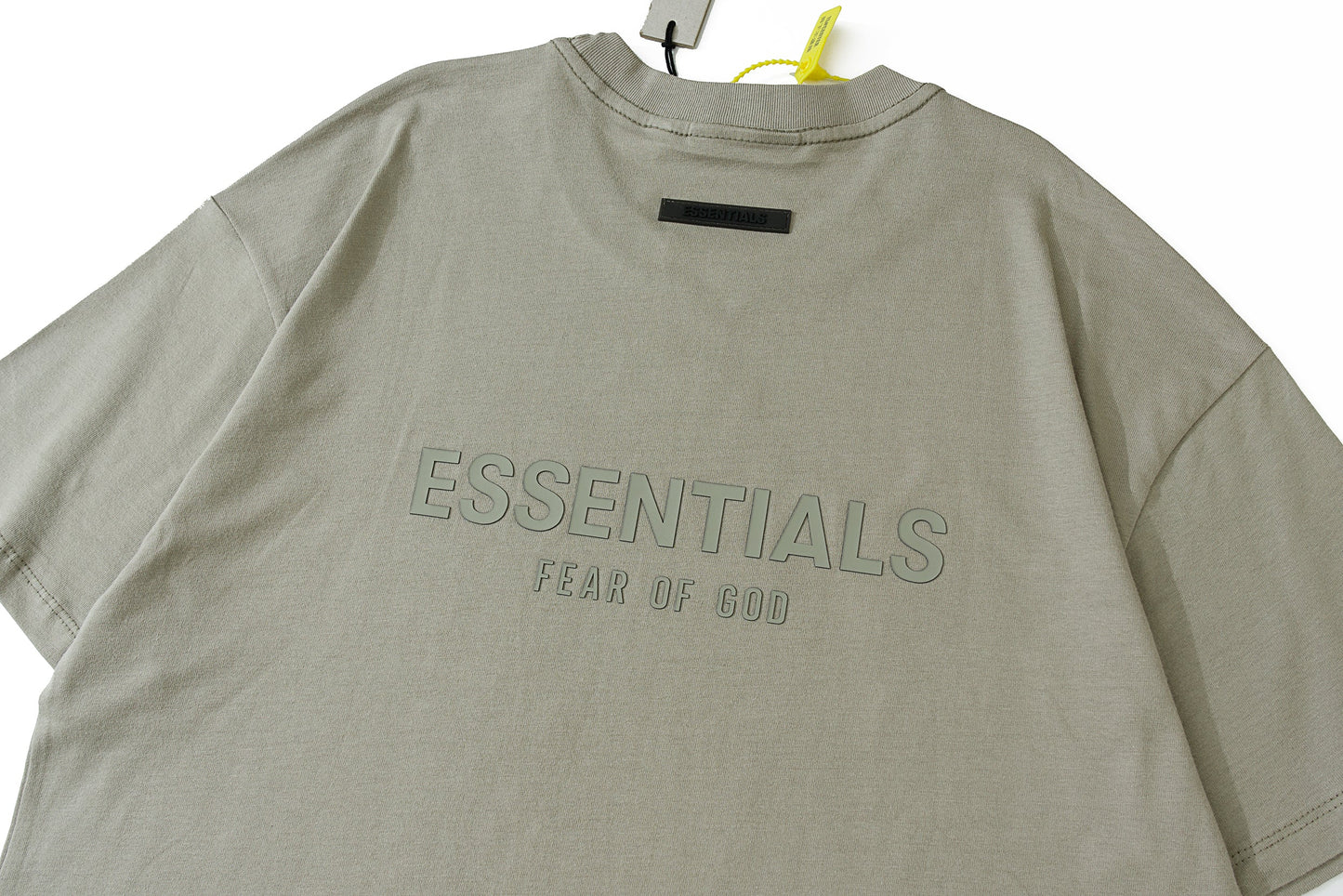 Camiseta Fear Of God Essentials