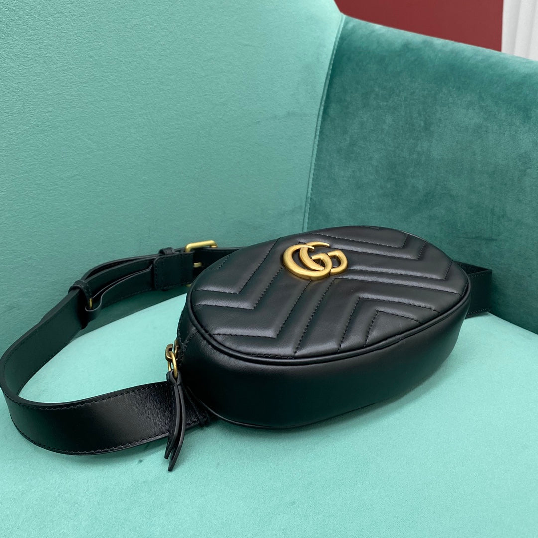 Pochete Gucci Matelasse GG Marmont